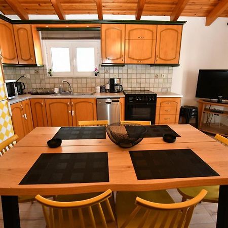 Downtown Loft Apartment Aígion Luaran gambar
