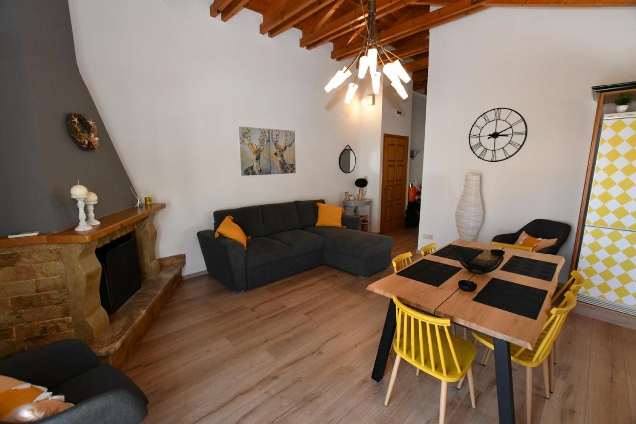 Downtown Loft Apartment Aígion Luaran gambar