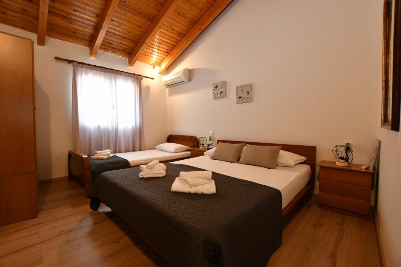 Downtown Loft Apartment Aígion Luaran gambar